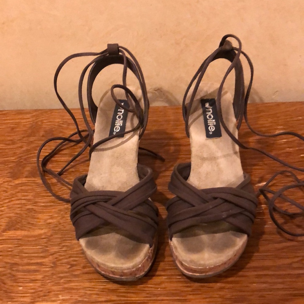 Nollie Scoop brown size 8 wedges, ankle straps